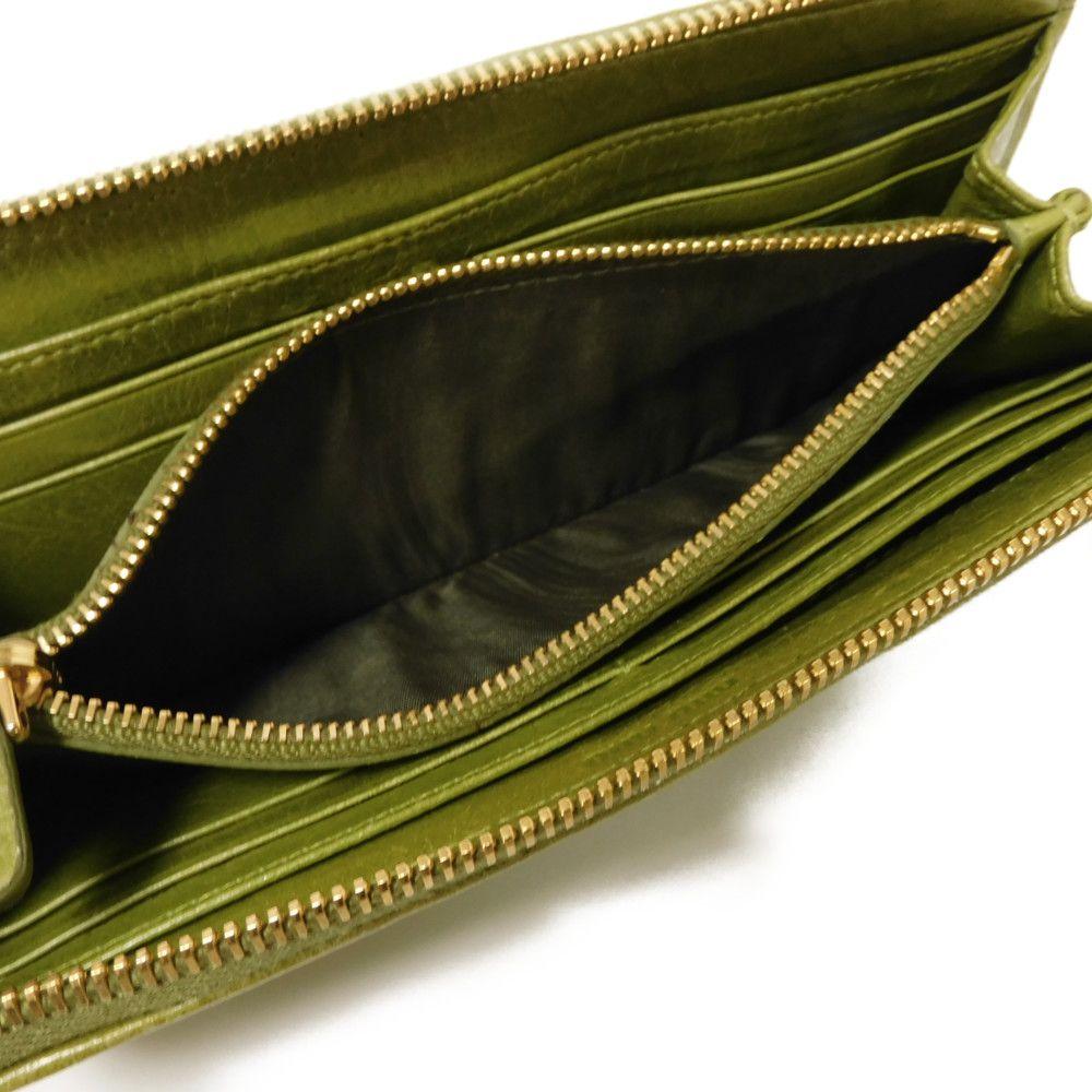 Used Matelasse Zip Around Wallet (12166) with wrinkled L-shaped zipper (5M1183 7940) Logo Metal Light Green Women's