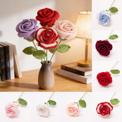 Handgehäkelte Rose Blume Gestrickter Rosenstrauß mit Blättern Valentinstag Jubiläum Geburtstag Künstliche Rose