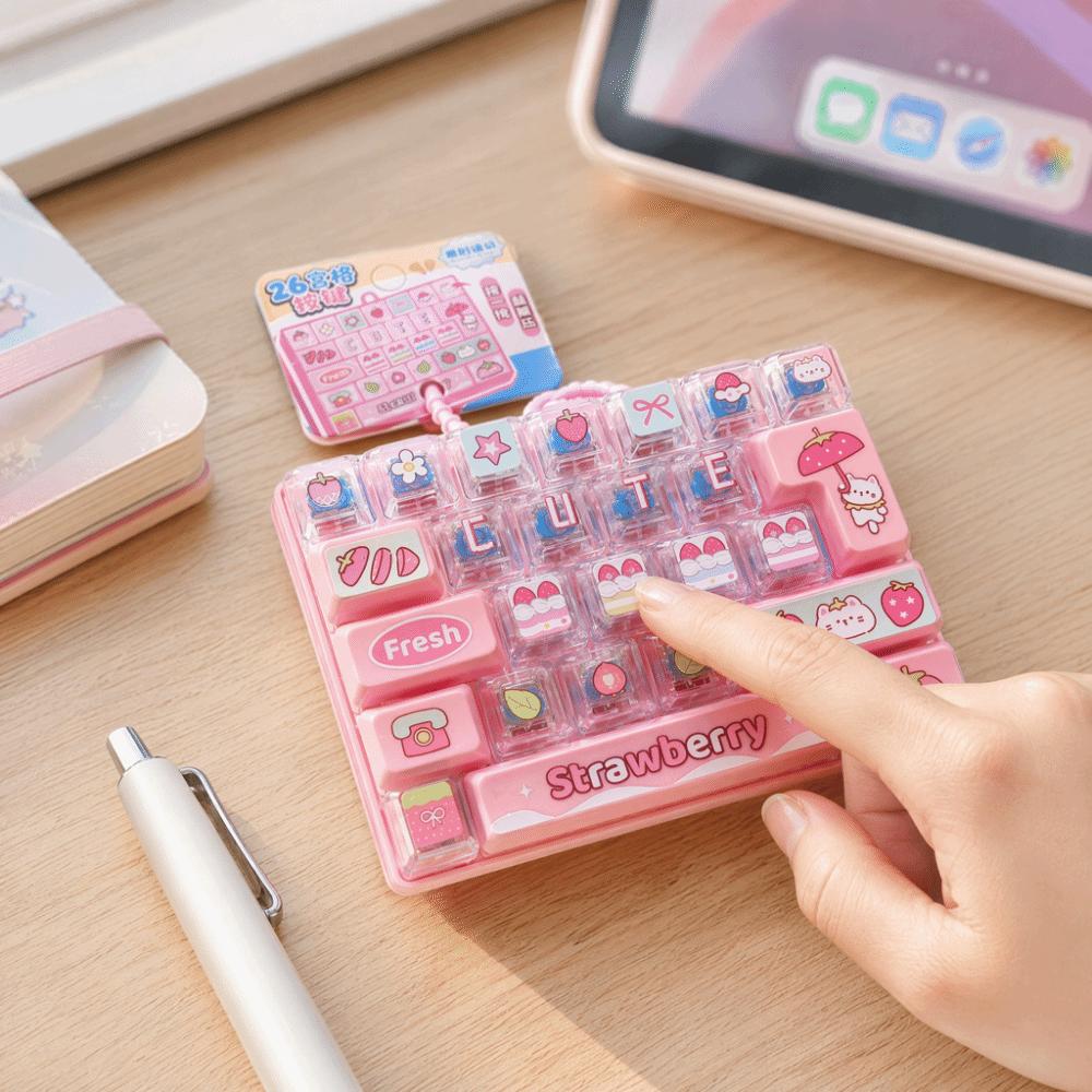 Transparent Dual-Tone Mini Keyboard Pendant 26-Key Keyboard Keychain  Desktop Decoration