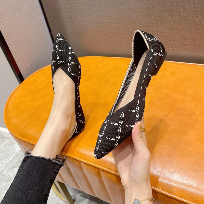 Damenschuhe Strickschuhe gewebte Schuhe Flying Knitting Casual Flachmund Superweiche Eierrollen-Schuhe