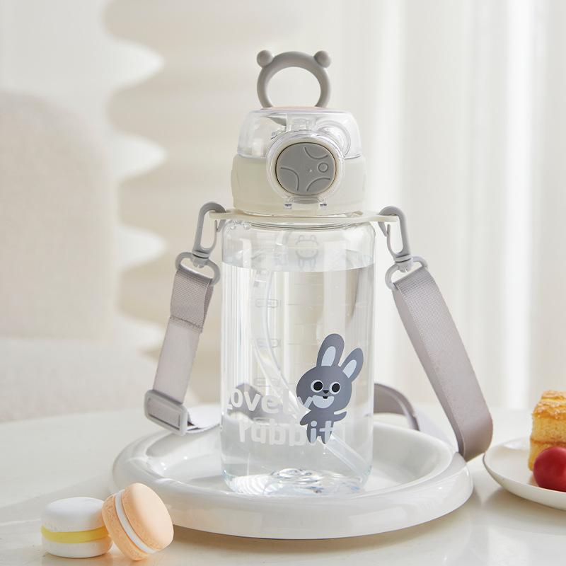 Water bottle110ml large capacity plastic water cup portable student three-dimensional anti-drop kettle high temperature cup straw cartoon