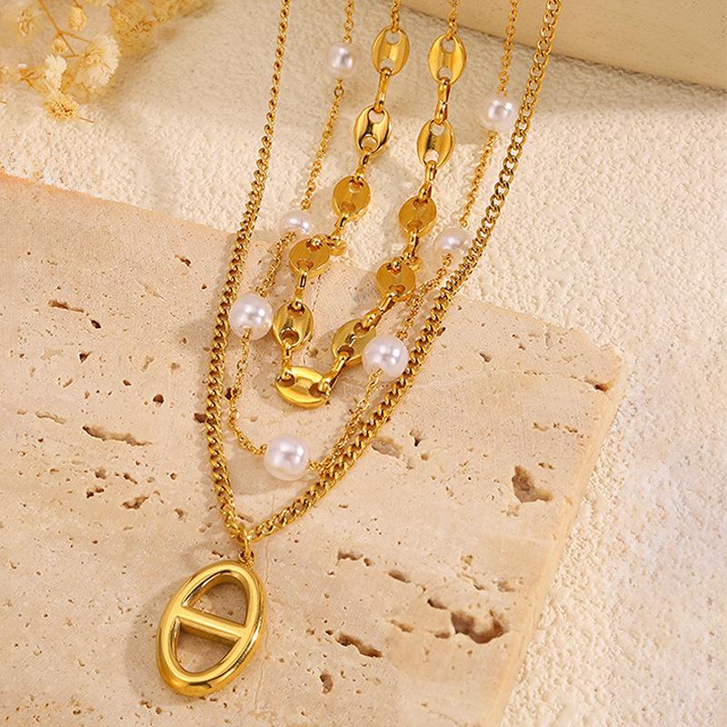 Stainless steel necklace Pearl three-layer light luxury necklace does not fade female pig nose pendant Titanium steel necklace temperament jewelry