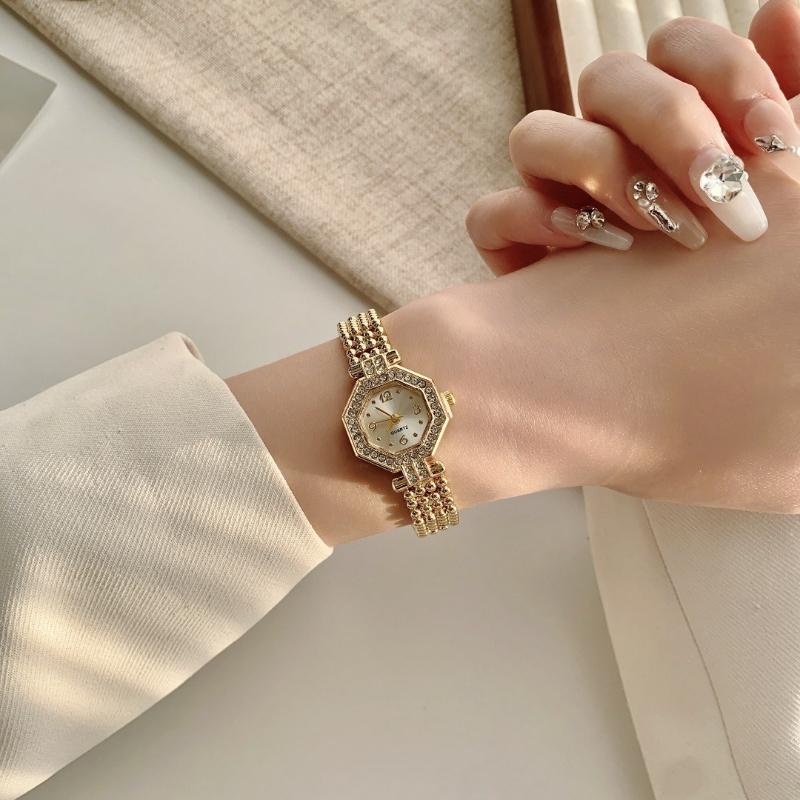Ladies Watch Light Luxury High-End Trend Octagon Retro Temperament Quartz Watch