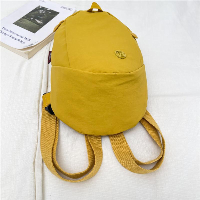 Multifunkční taška přes hrudník Dámský vodotěsný nylonový batoh Lehká crossbody taška na cesty