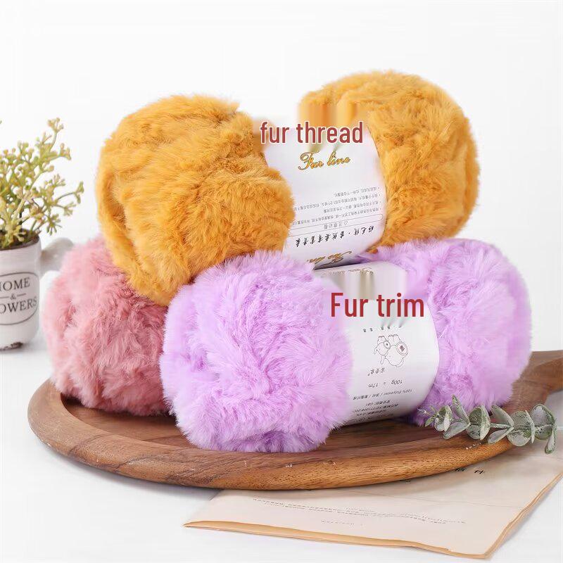 Coarse Faux Fur Yarn Ball - Long Hair Mink for DIY Knitting: Hat & Scarf Kit