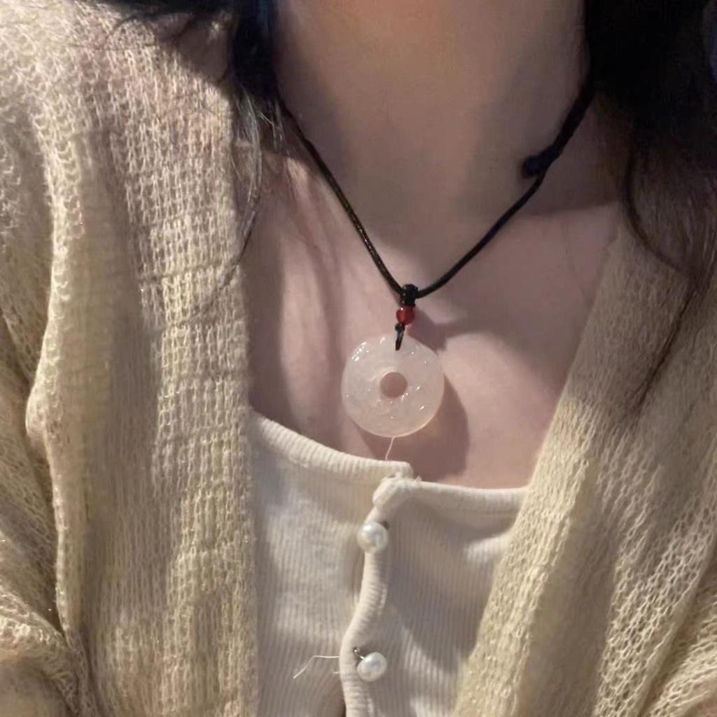 Mixed Material Pixiu Peace Buckle Necklace Animal/zodiac Shape O-chain Style Ethnic Fashion Accessory