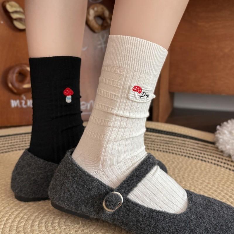 Fall/Winter Women's Spring/Summer Fine Combed Cotton Mid-Calf Stockings with Mushroom Embroidery and Boneless Layered Design