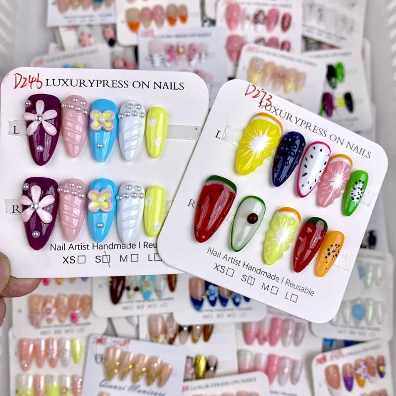 Handmade Armor European and American Wind Ice Through Shell Three-dimensional Carved Cat's Eye Almond Nail Removable Manicure