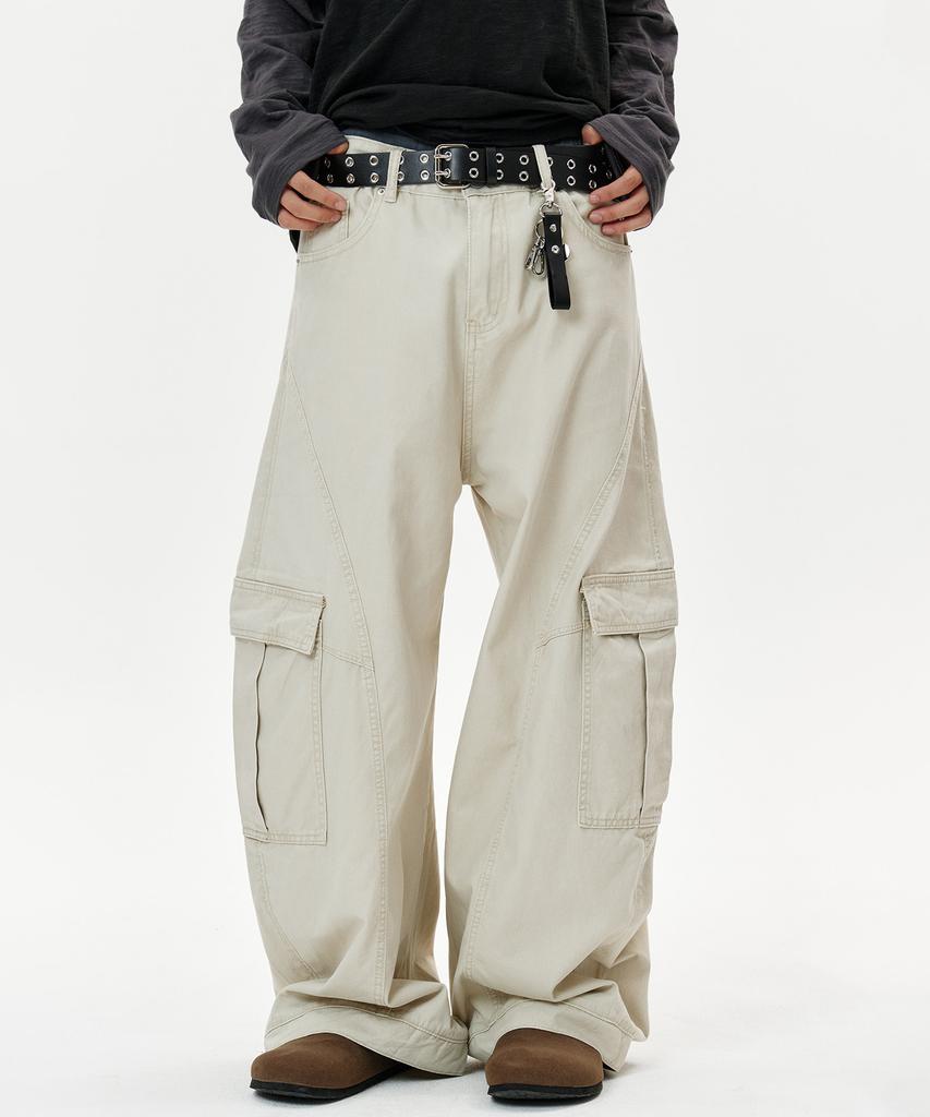 DEEP SENSE Slit Cargo Curved Pants - Beige