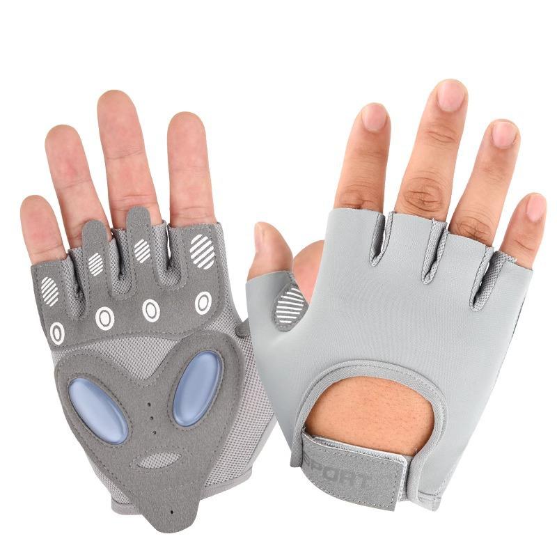 

Anti-Slip Weightlifting Gloves for Women and Men - Thin, Anti-Callus Design for Kettlebell, Dumbbell, Deadlift, Pull-up Bar, Exercise Training M