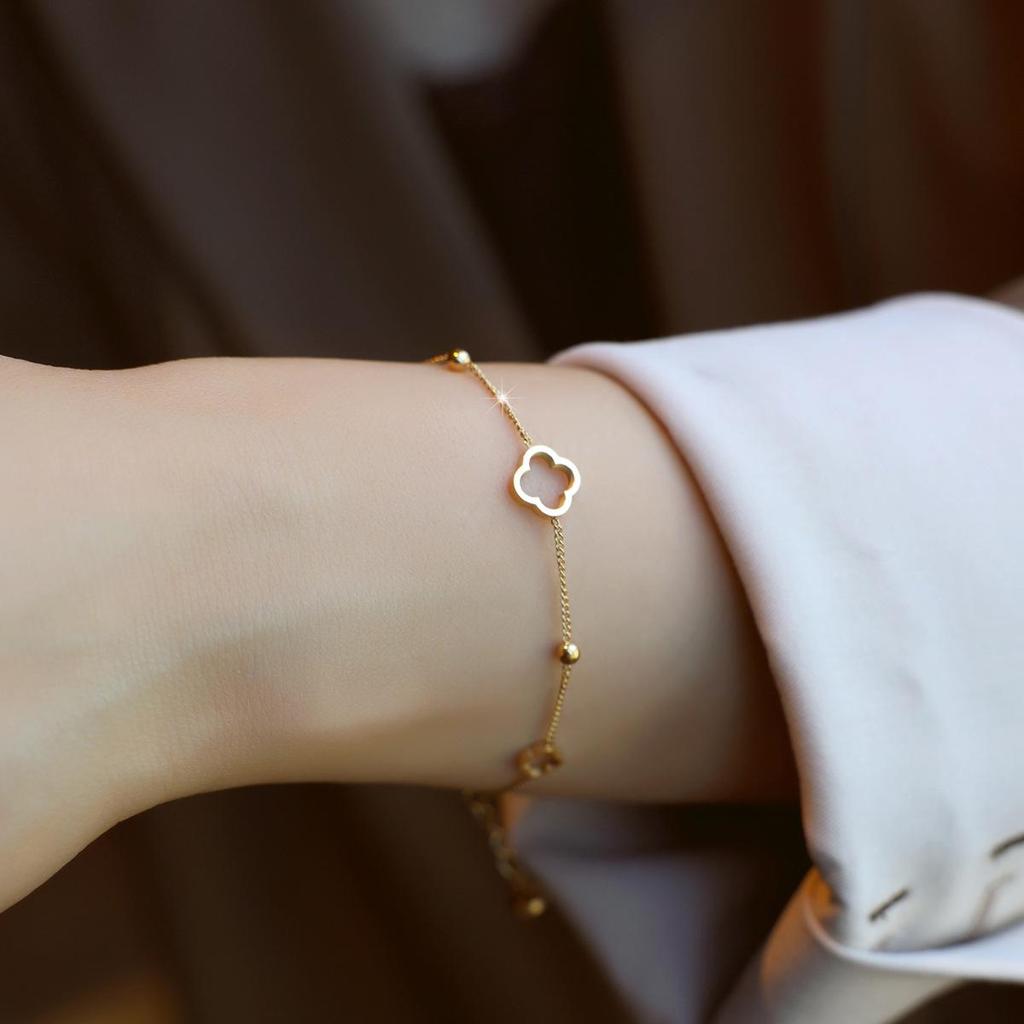 Elegant 18K Gold Titanium Steel Bracelets: European & American Fashion, Non-fading, Women's Versatile Personality Hand Jewelry