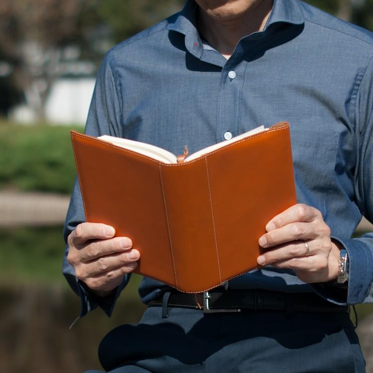 C&L TRASCO Echtleder Buchhülle "Klassische japanische Handwerkskunst" Vegetabil gegerbt (mit Lesezeichen) (Kamel, A5 Hardcover)