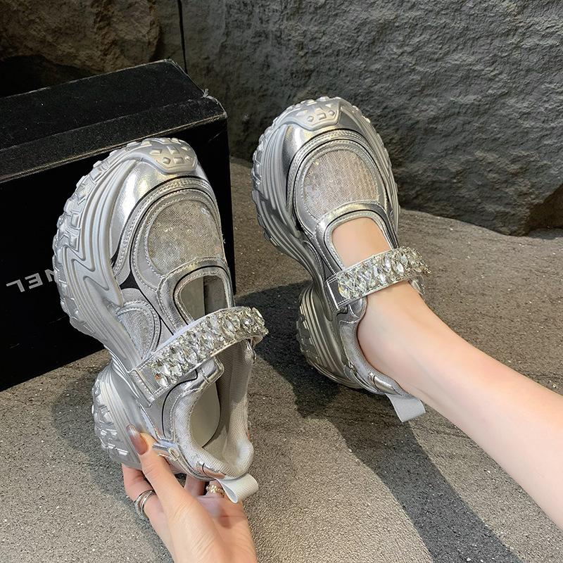 

Туфли папы для девочки 2025 Новые стразы пайетки платформа маффин шина дуриановая подошва однословные Мэри Джейн кроссовки 35