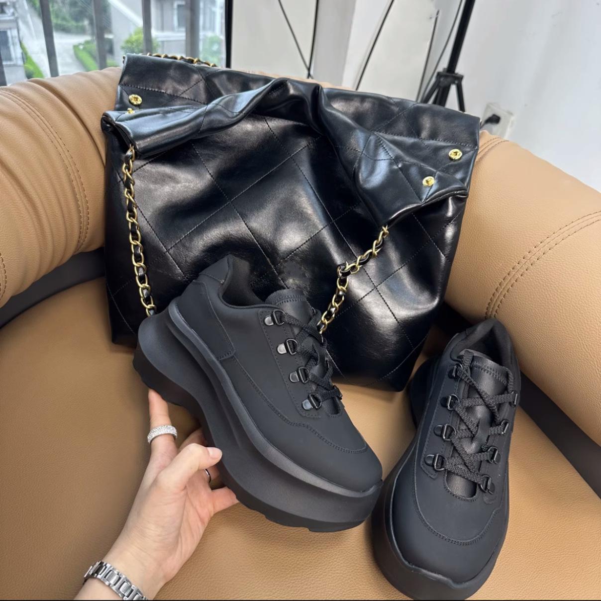 

Lisa the same Darth Vader platform dad shoes women s 2025 spring height increase 7cm white shoes light casual sports shoes 40