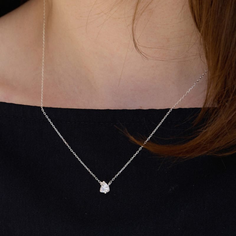 

PAIGEFLYNN JEWELRY [925 Silver] Moissanite Plus Necklace Silver_FREE