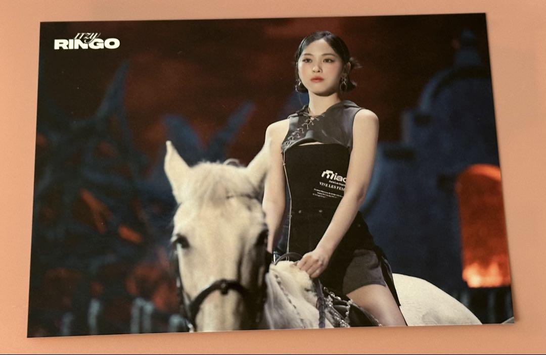 

[USED] itzy ringo ranto ryujin trading card random trading card