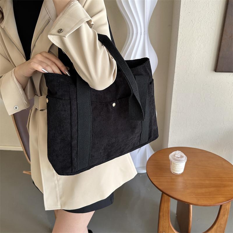 Elegant And Spacious Womens Tote Bag For Daily Use With Canvas Material And Stylish Urban Design