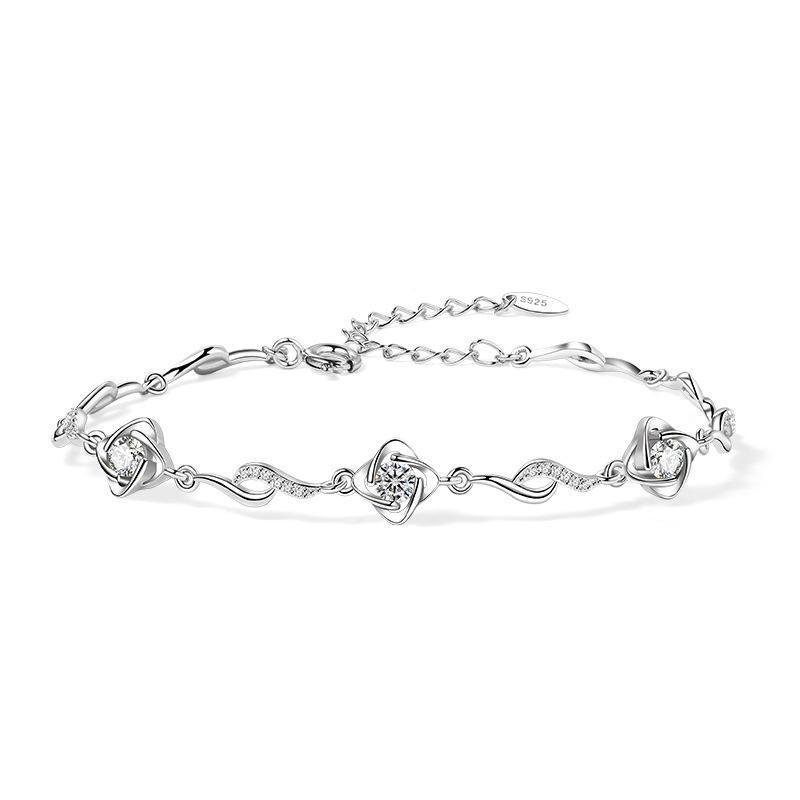

Pure Silver Four-Leaf Clover Bracelet - Niche Design for Women, Ideal Gift for Best Friends, Girlfriends, Birthdays, or Christmas 925 Silver алмаз/білий