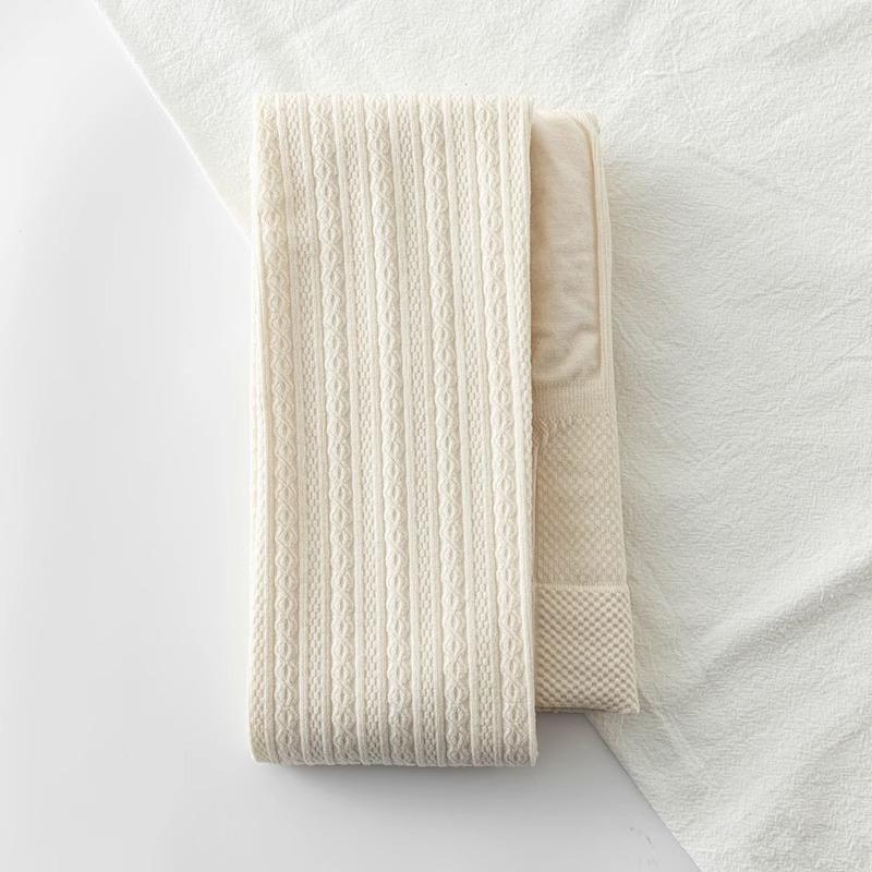 Women's Japanese Retro Cable Knit Fleece-Lined Stirrup Leggings - Autumn/Winter Style White Pantyhose