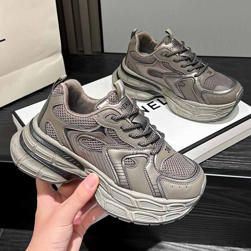 Ins neue Vater-Schuhe Herbst Student Lauf Sport Plateau Absatzsteigerung Freizeit Straßen-Schuhe