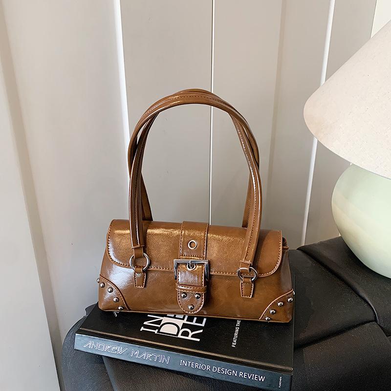 Retro Bag Women's Large Capacity 2025 New Autumn and Winter Versatile Niche Design Single Shoulder Underarm Bag Commuter Pillow Bag