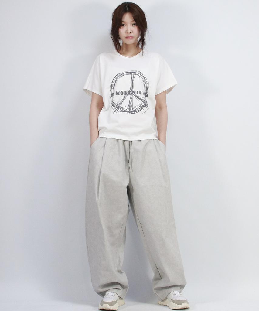 Deumakeu Grunge Washing Side One Tuck Curved Wide Pants Gray