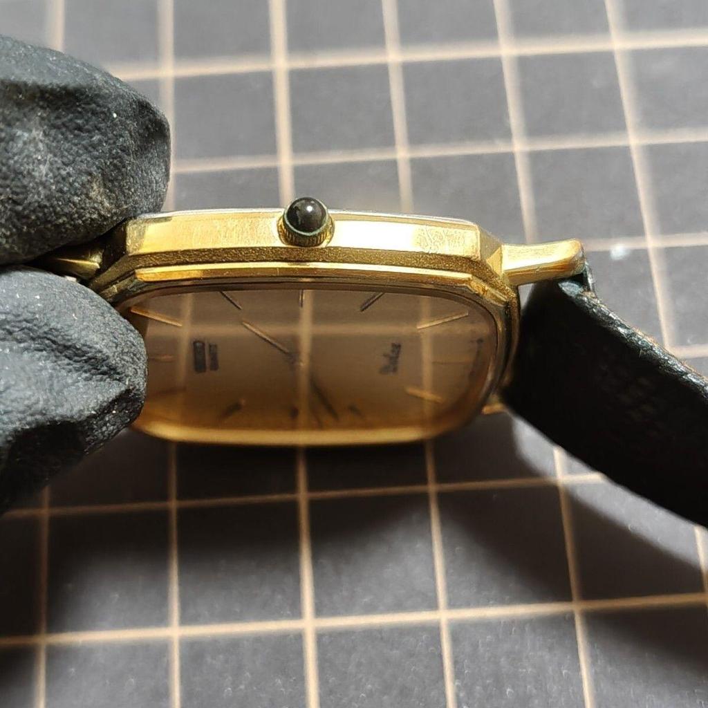 Used [Working Item] SEIKO DOLCE 9521-5120 Watch Men's Gold Watch Management K26