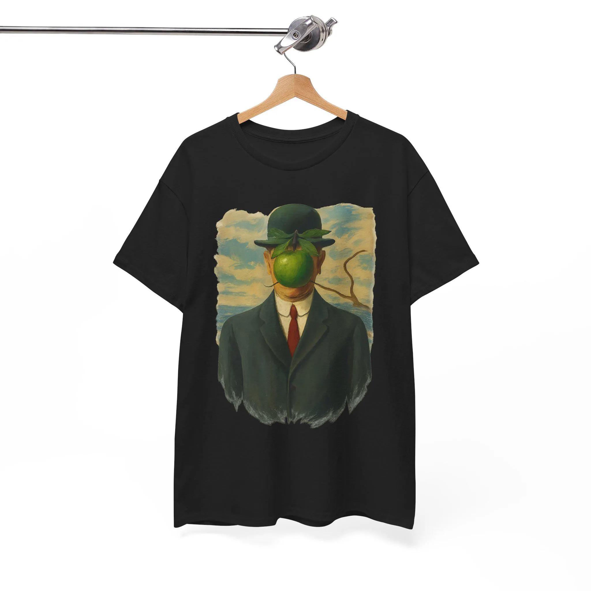 

2026René Magritte Son of Unisex TShirt Surrealist Art Tee Retro Streetwear Highquality Crewneck Shortsleeved Unisexs Tshirt 4XL