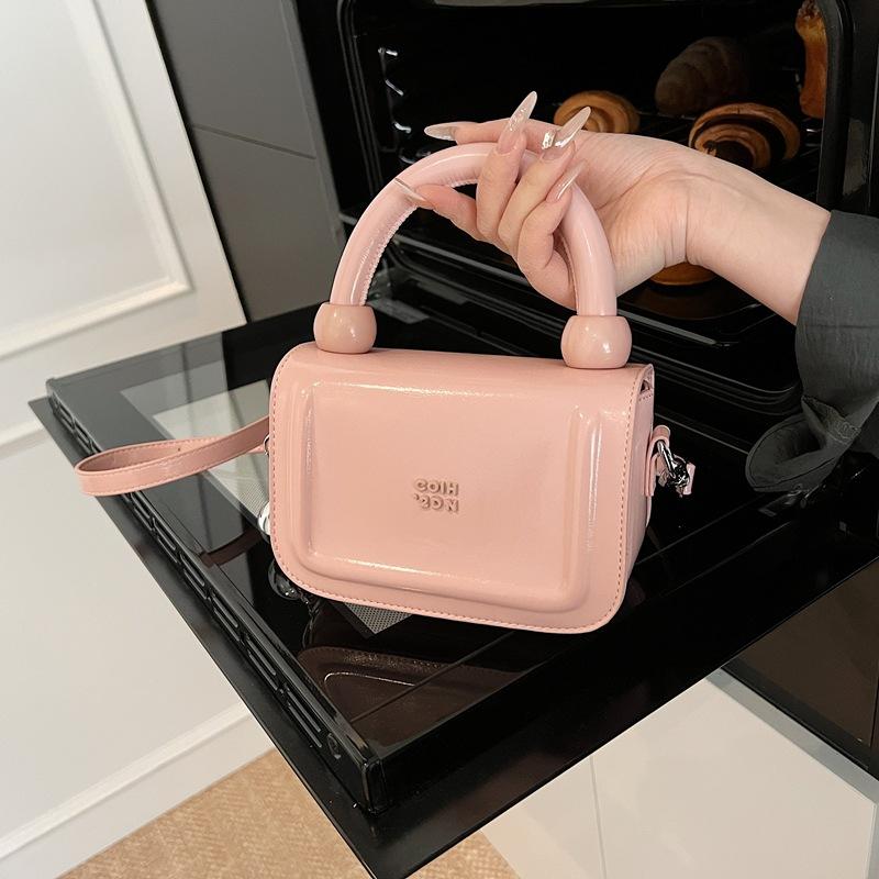 2025 summer new fashion bag small square bag niche designer exquisite handbag shoulder messenger bag