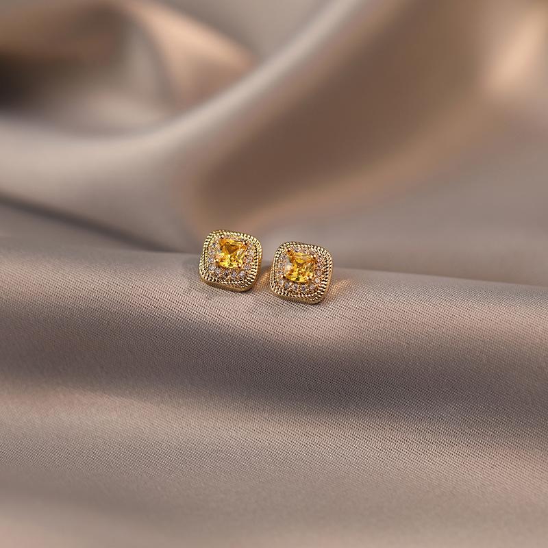 New  Exquisite Square Sugar Zircon Charm Women's Earrings Daily Wear Collection Jewelry 2025