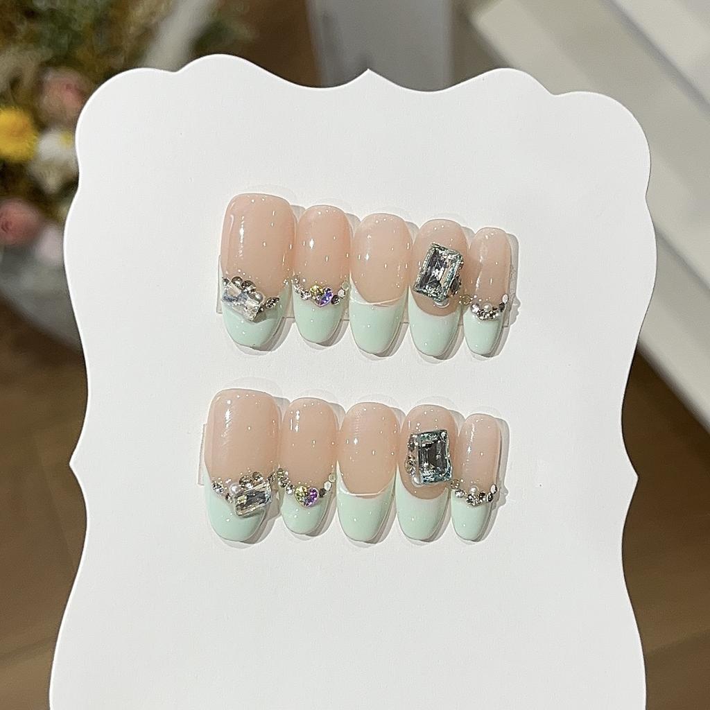 Mint Crystal Ins Summer Fresh Hand-painted Mint Green French Diamonds To Show White Wear Armor
