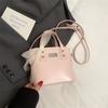 2025 summer high-end exquisite handbag bag women's shoulder messenger bag fashionable versatile bucket bag