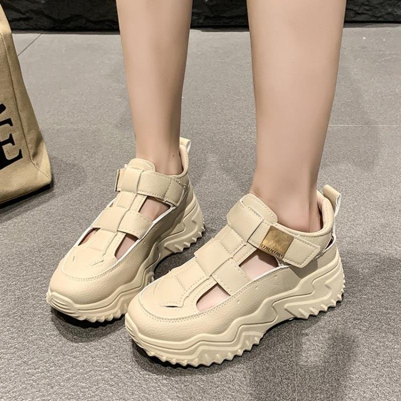 Thick-soled hollowed-out sports sandals New small height-increasing hole shoes Women's Velcro sneakers