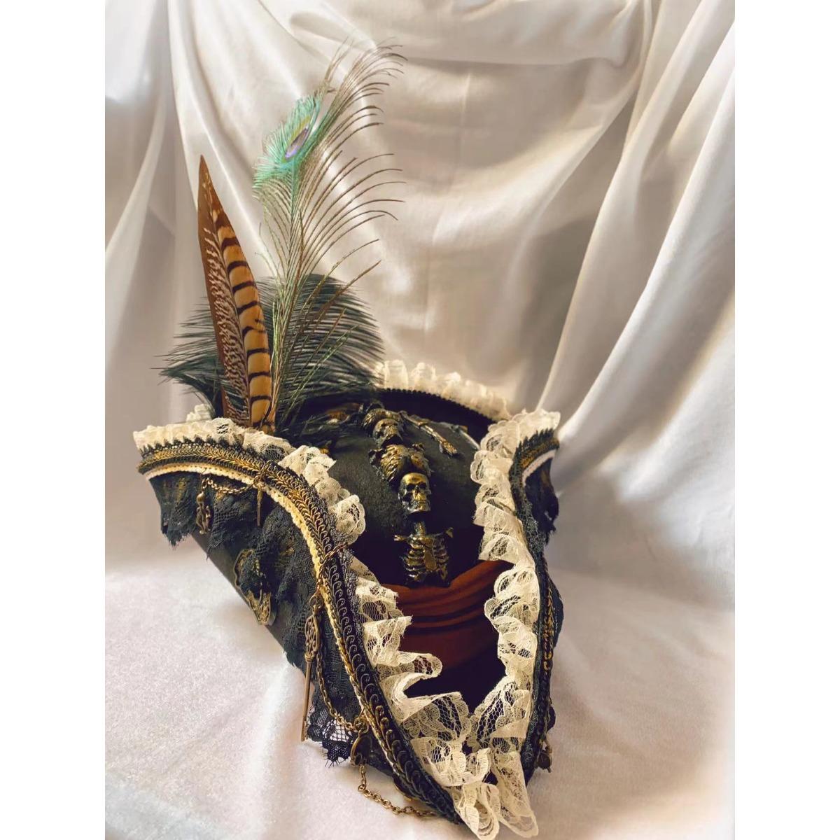 

Шляпа Пиратов Карибского моря, ретро-череп на Хэллоуин для выступления на сцене COS для мужчин и женщин, одинаковая взрослая треугольная шляпа One size adjustable