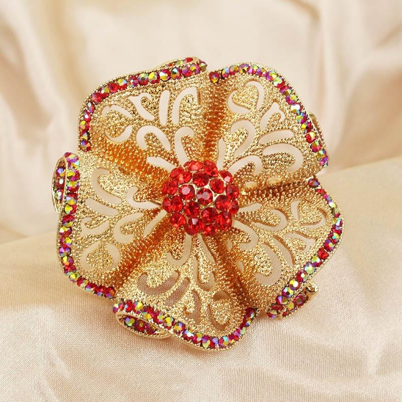 New high-end diamond inlaid flower opening ring with noble temperament, retro hollowed out diamond inlaid flower