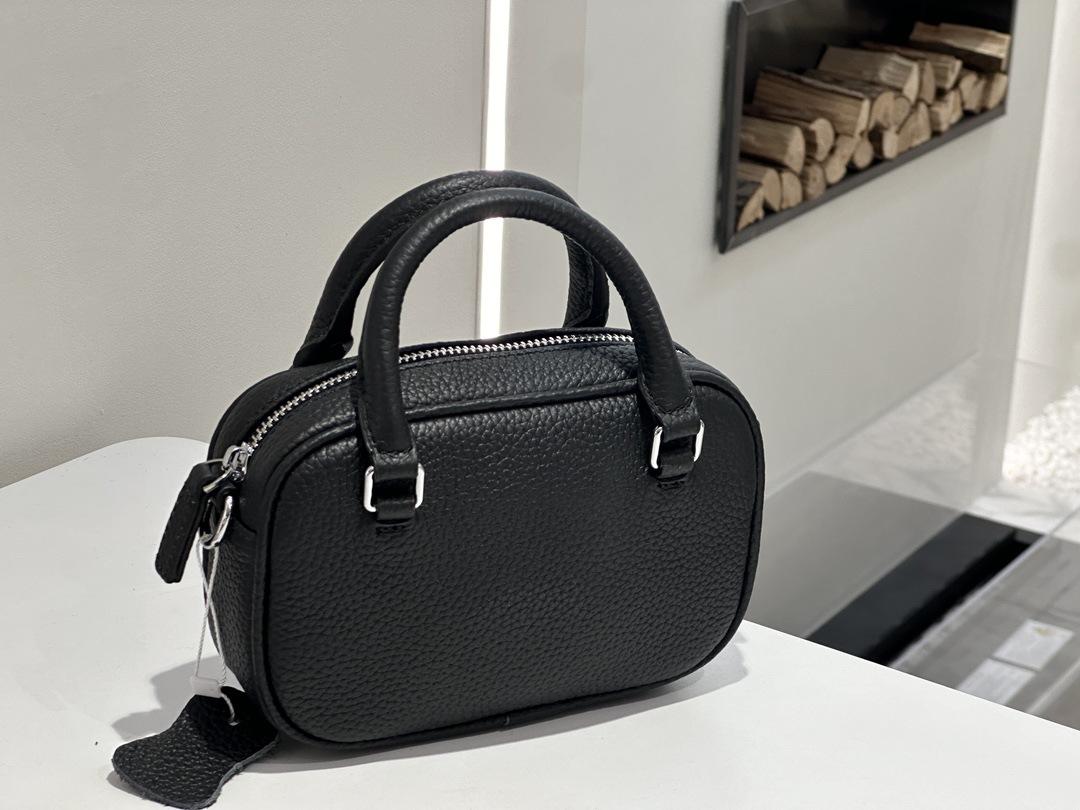 

Верхний слой togo коровья кожа сумка для боулинга 2025 новая кожаная сумочка нишевая на плечо сумка-мессенджер женская 18*12*5cm чёрный