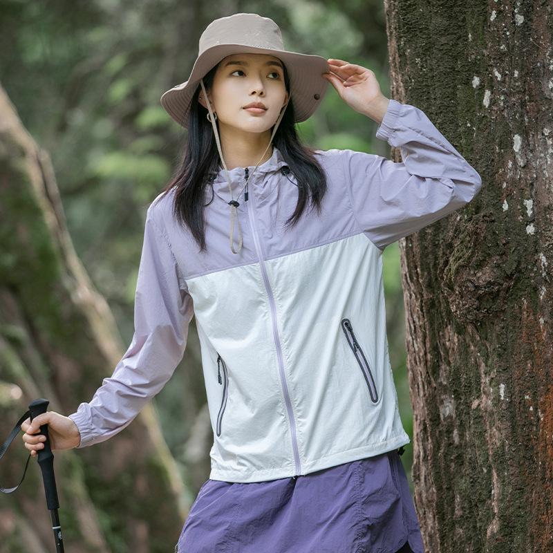 Summer new sunscreen clothes for men and women, light and breathable, UV-proof hooded skin clothes, outdoor sports hiking suits