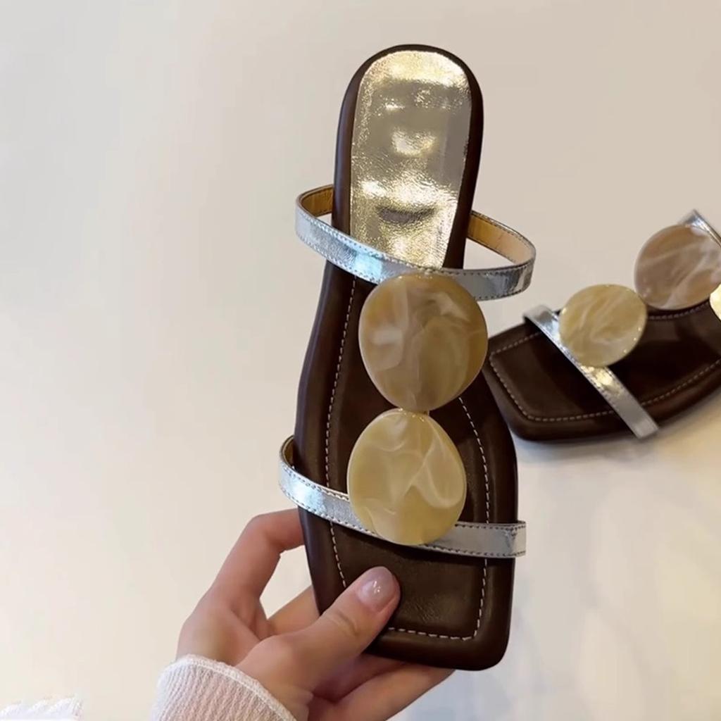 Schafsfellversion~ Nische Französisch Ein-Wort coole Hausschuhe Damen Zehenfrei Quadratische Spitze Temperament Römische Schuhe Flache Strandschuhe