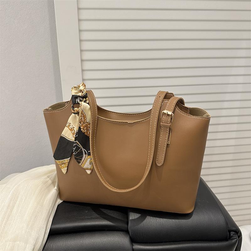 

Fashionable Tote Bag for Women Shoulder Bag Large Capacity Casual Purse and Handbag Retro Simple Designer Bags Bolsos De Mujer one size світло-коричневого кольору