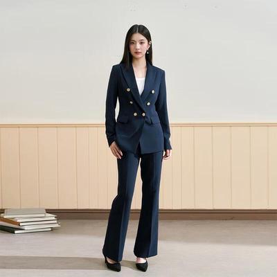 Abiti e completi – Completi con pantaloni