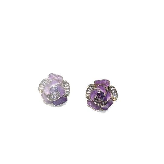 New trendy light luxury high-end earrings, small fragrant wind camellia stud earrings, women s French retro summer earrings, ear jewelry