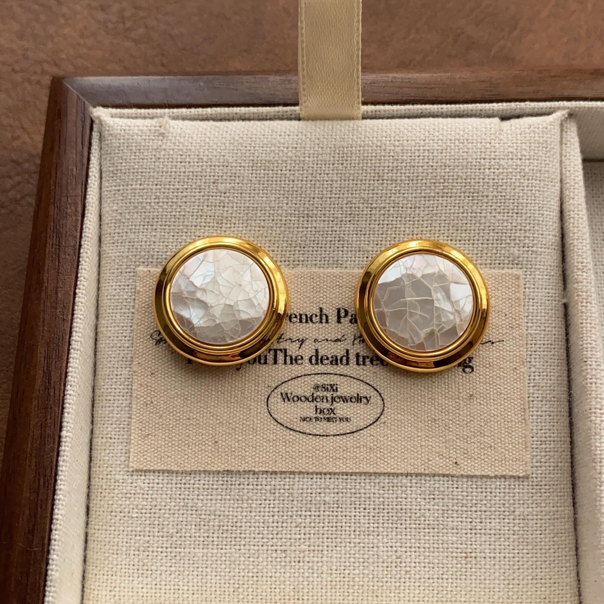 Simple round fritillary earrings ice cracked stud earrings warm light luxury retro high sense fresh daily earrings women