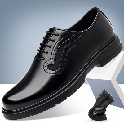 Moda 2025 Primavera Novos Sapatos de Couro Formais Casuais de Negócios Masculinos Moda Cor Sólida Britânicos Coreanos Brogues Sapatos de Casamento para Homens