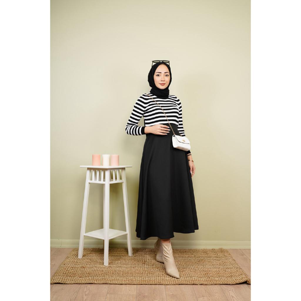 Fusta evazată Scuba