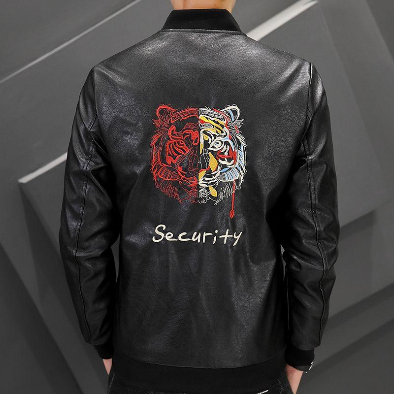 

Мужское облегающее кожаное пальто с вышивкой и стоячим воротником, мотоциклетная одежда, зимняя модная кожаная куртка, пальто 4XL