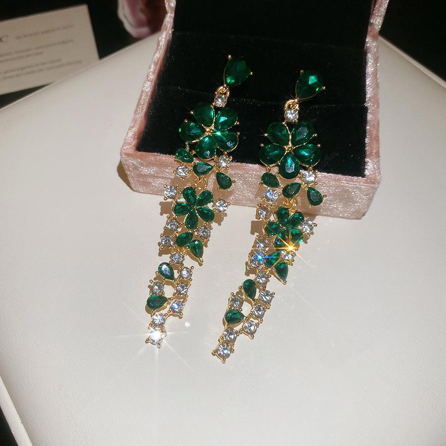 Emerald diamond leaf fringed earrings light luxury stud earrings women's European and American earrings