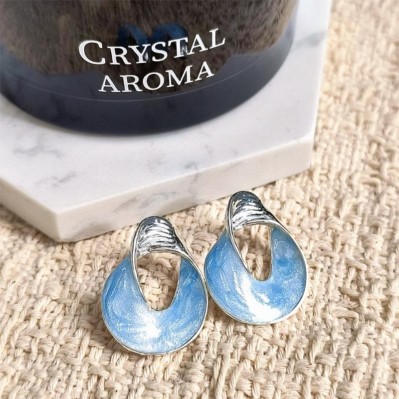 High-End European American Drip Glaze Geometric Twisted Silver Plated Stud Earrings