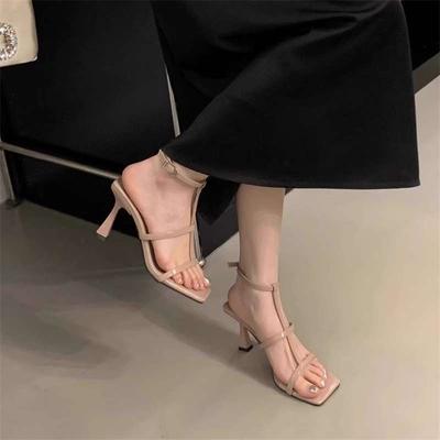 Sapatos de mulher – Sandálias de salto