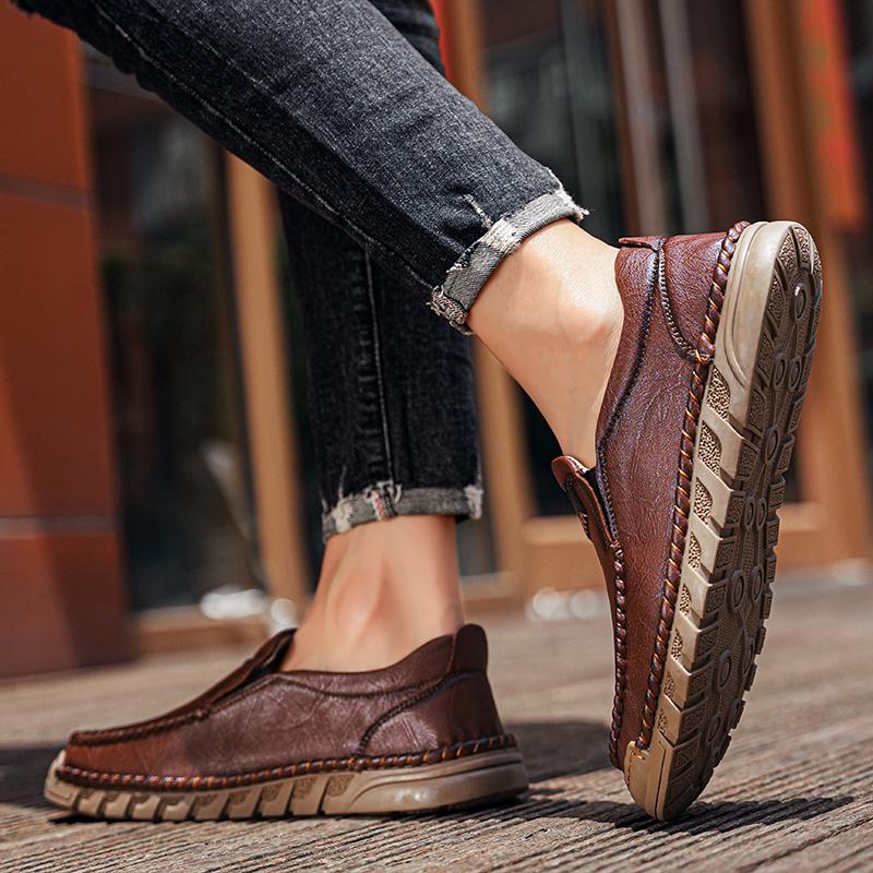 Fashion Men Shoes Outdoor Walking Loafers Men's Leather Slip-on Flats High-quality New Arrival Casual Shoes British Style Driving Shoes