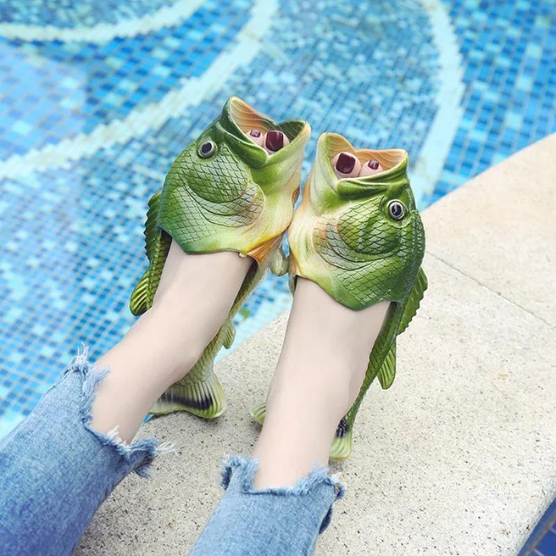 Soleist Funny Slippers Man Footwear Family Shoes Parent-child Sandals Plus Size 24-47 Summer Beach Shoes Boys Unisex Fish Slippers 2021